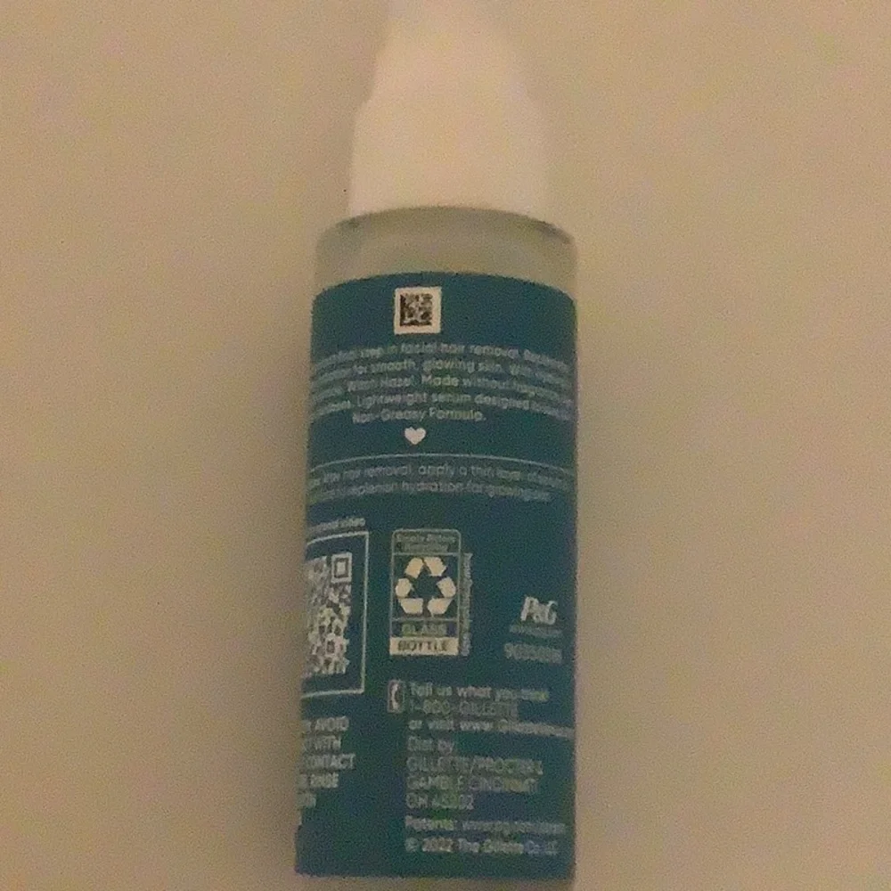 Gillette Venus Hydration Serum for Facial Hair/Skin Care, New